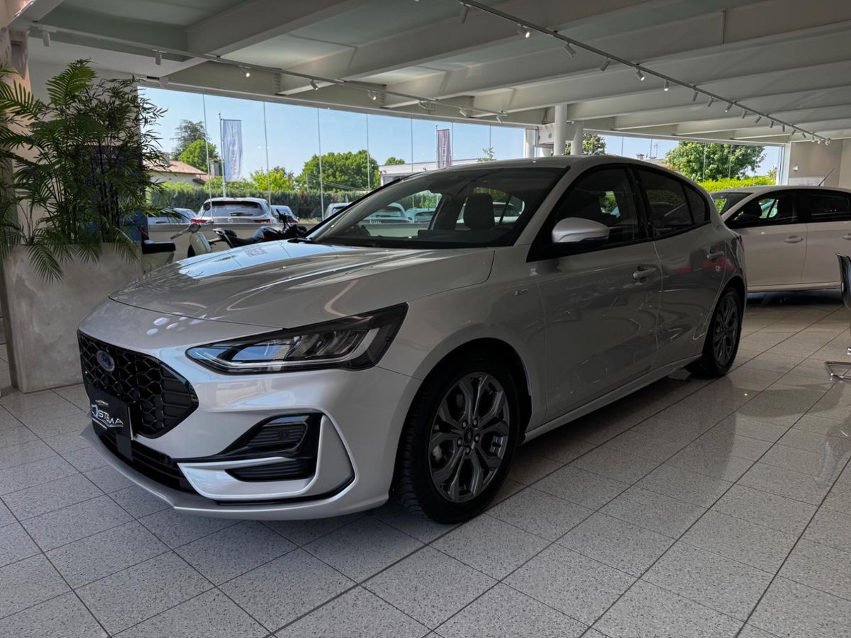 FORD Focus 1.0 125 CV Hybrid ST-Line GOMME M+S - VARI COLORI - Autostema