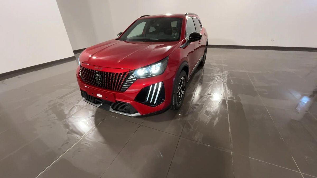 PEUGEOT 2008 PureTech 100 S&S Allure - NUOVO MODELLO! - Autostema