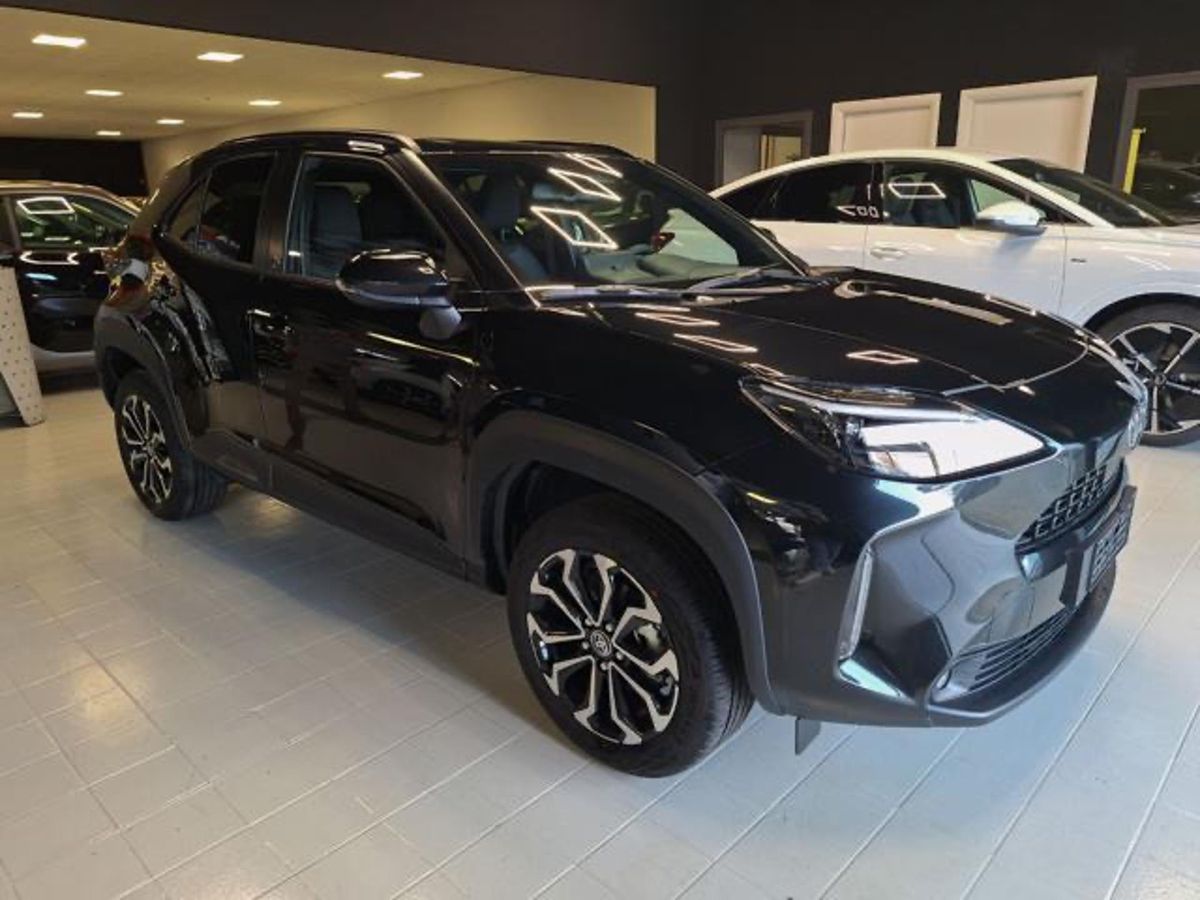 TOYOTA Yaris Cross 1.5 Hybrid 130 CV 5p.E-CVT Trend - PRENOTABILI! - Autostema